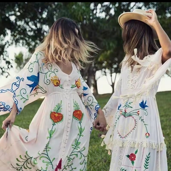 Bohemian White Maxi Dress with Floral Embroidery - Picture 2 of 12